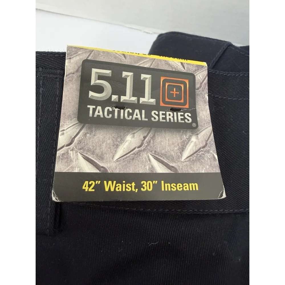 5.11 Tactical NWT Men's Navy EMS Regular Fit Cargo Pants‎ Size 42x30